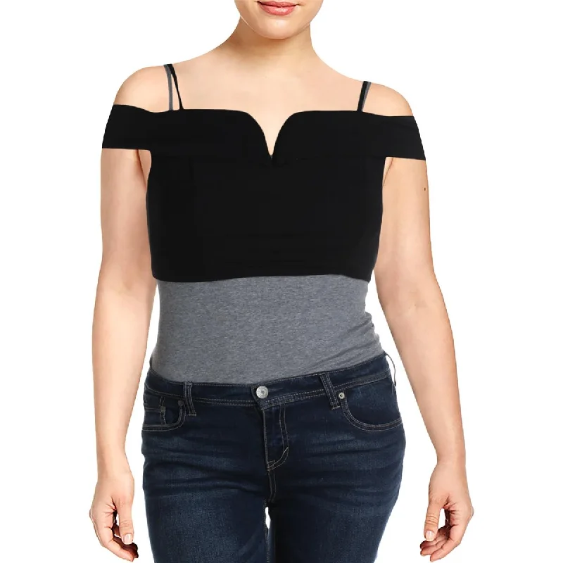 B. Darlin Womens Juniors Knit Off-The-Shoulder Crop Top