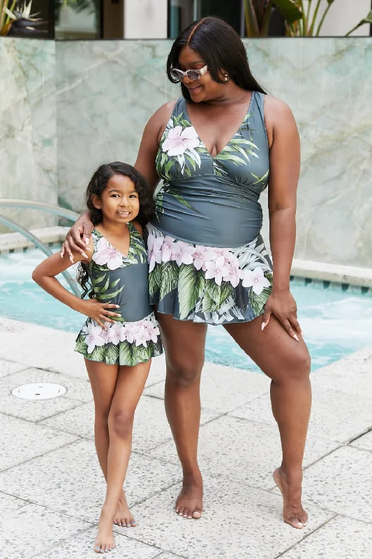 Marina West Swim Plus Size Clear Waters Swim Dress in Aloha Forest Mother Daughter Swimwear Marina West Swim Plus Size Clear Waters Swim Dress in Aloha Forest Mother Daughter Swimwear